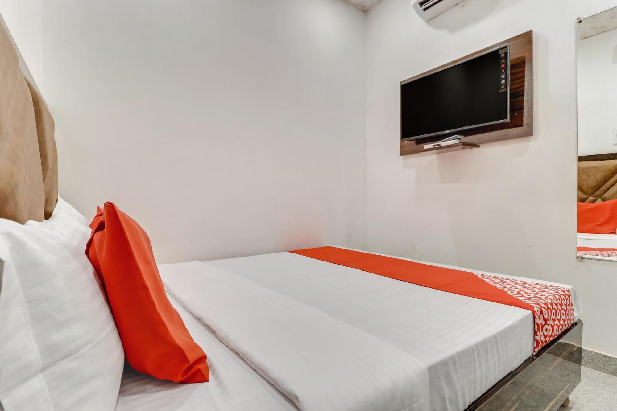 Hotel O Sun View ลูดิฮานา ภายนอก รูปภาพ
